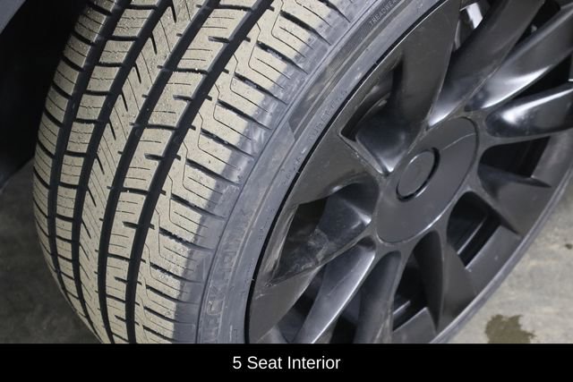 Used 2021 Tesla Model Y Long Range AWD/4WD image 34