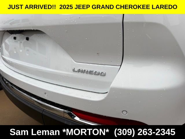 New 2025 Jeep Grand Cherokee Laredo w/ Luxury Tech Group I image 9