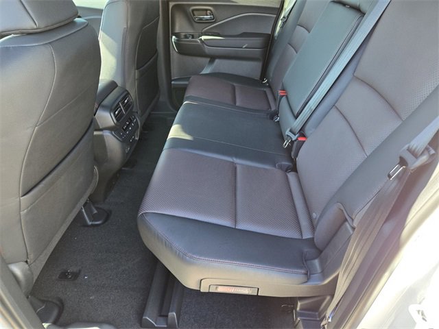 New 2026 Honda Ridgeline Black Edition image 9