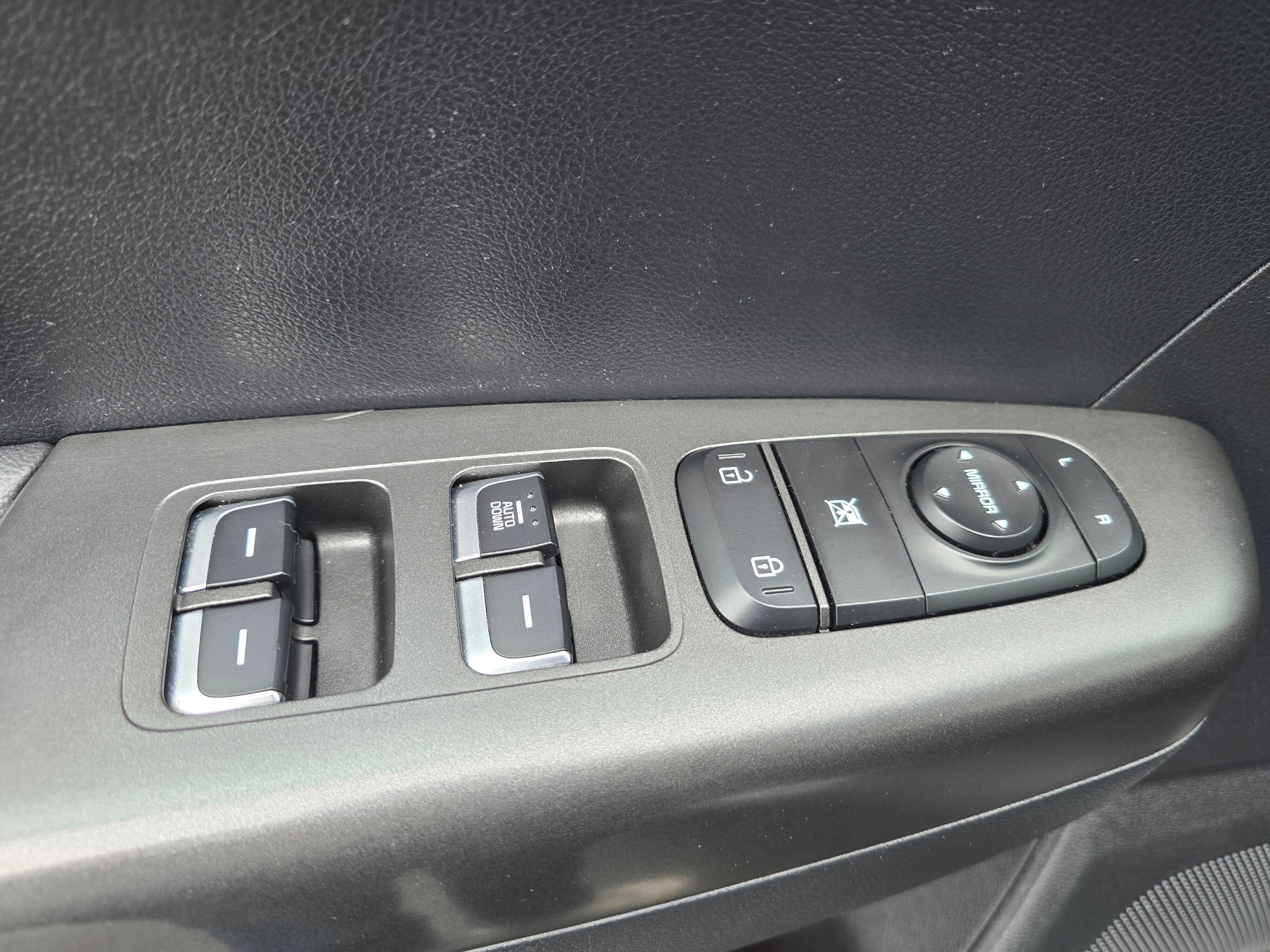 Used 2022 Kia Sportage LX image 26