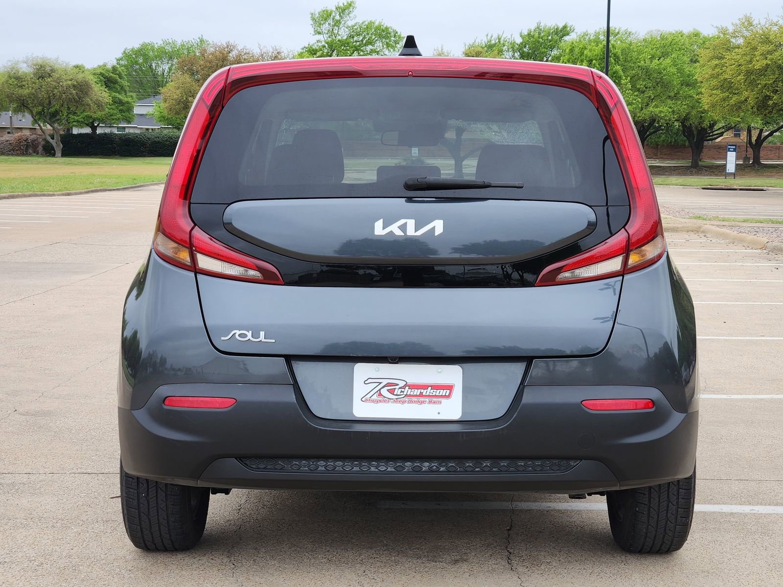 Used 2022 Kia Soul LX w/ Technology Package image 5