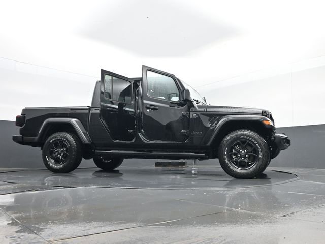 Used 2024 Jeep Gladiator Willys image 30