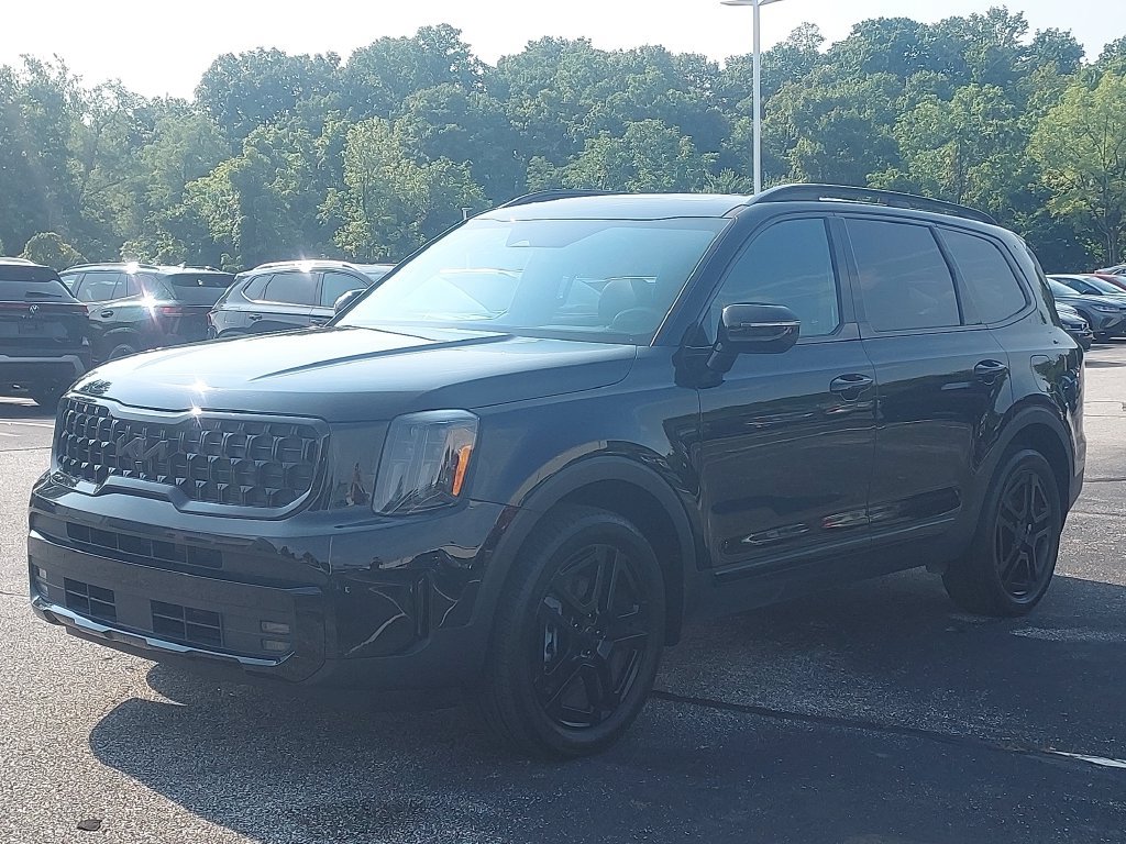 Used 2025 Kia Telluride SX X-Line AWD/4WD image 3