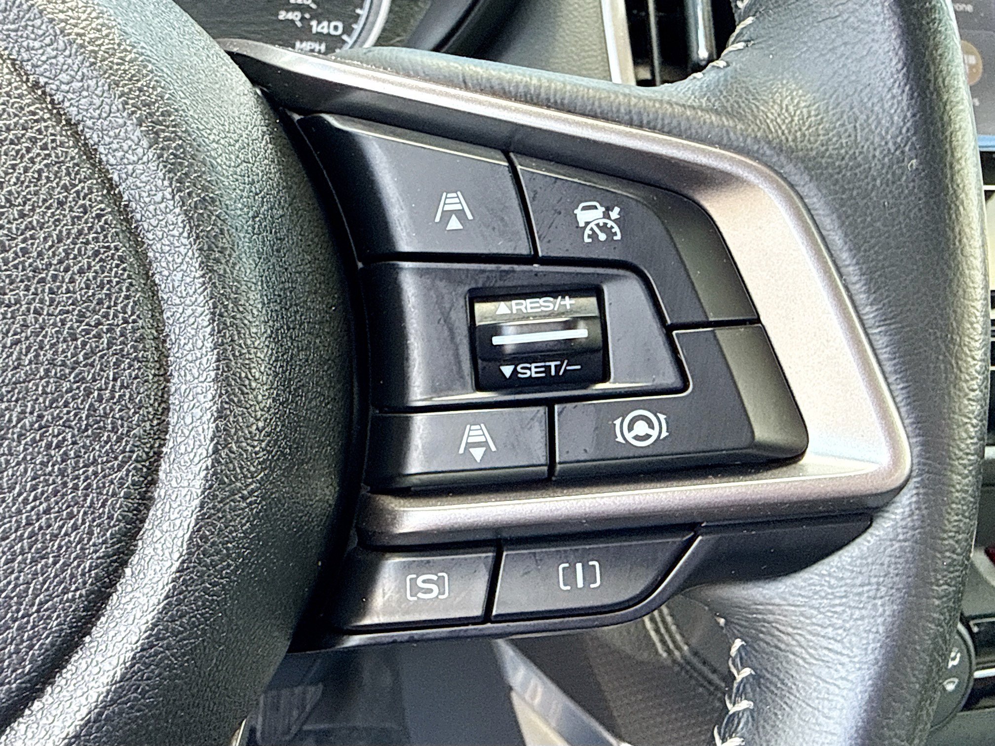 Used 2024 Subaru Forester Premium AWD/4WD image 38