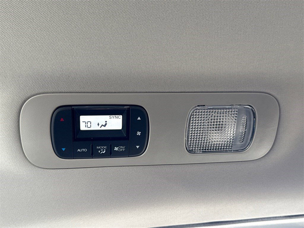 Certified 2025 Honda Odyssey Elite image 37