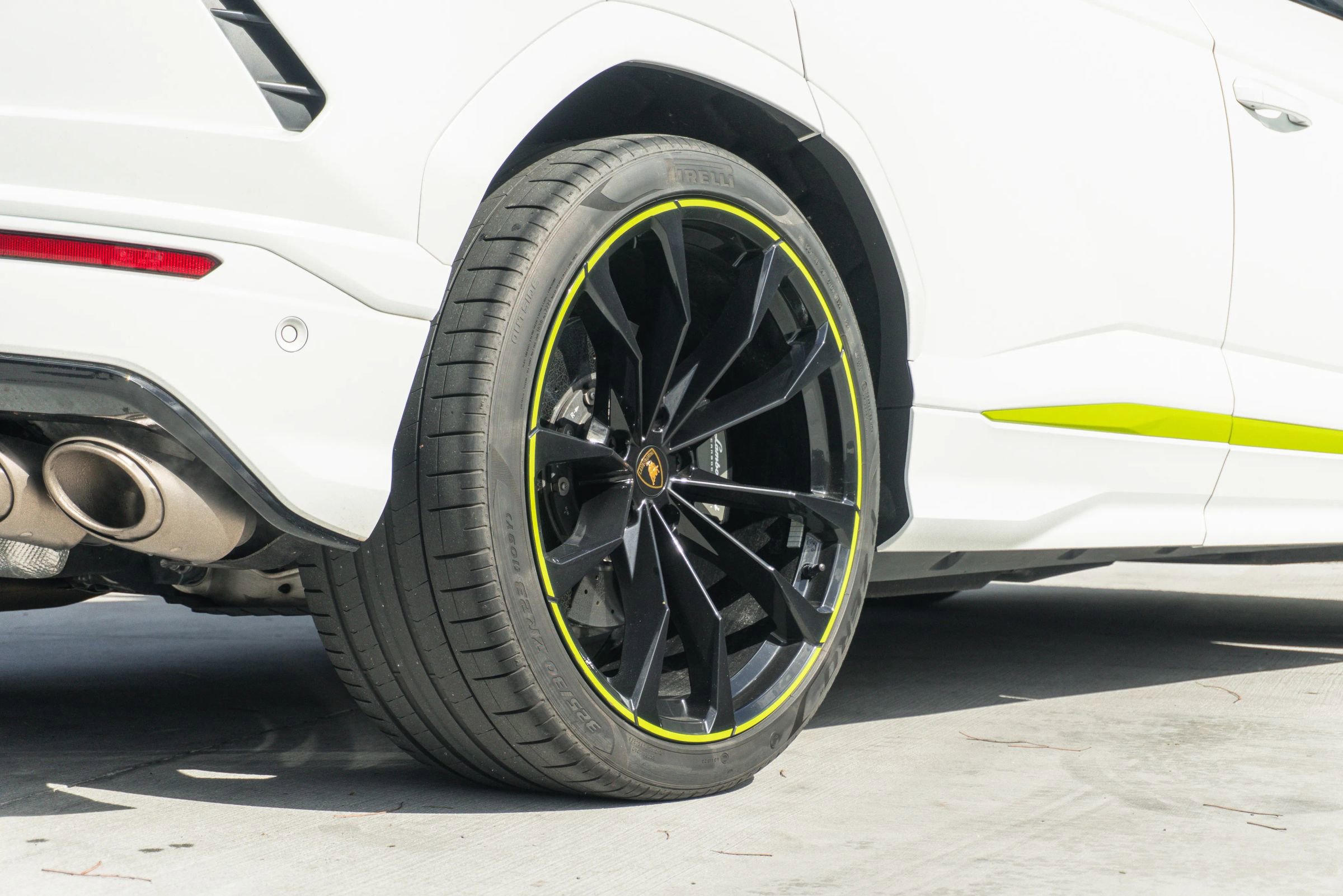 Used 2022 Lamborghini Urus image 41