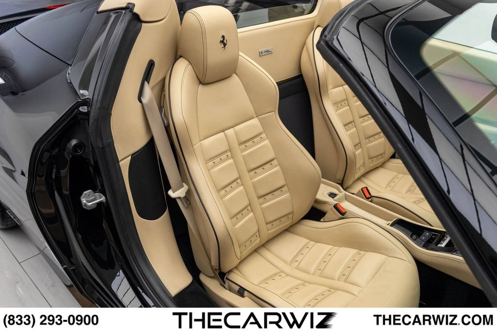 Used 2015 Ferrari 458 Spider RWD image 89