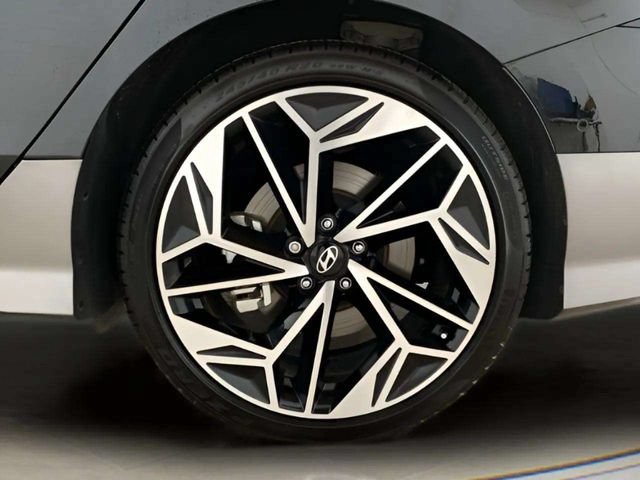 Used 2025 Hyundai Ioniq 6 Limited RWD image 89