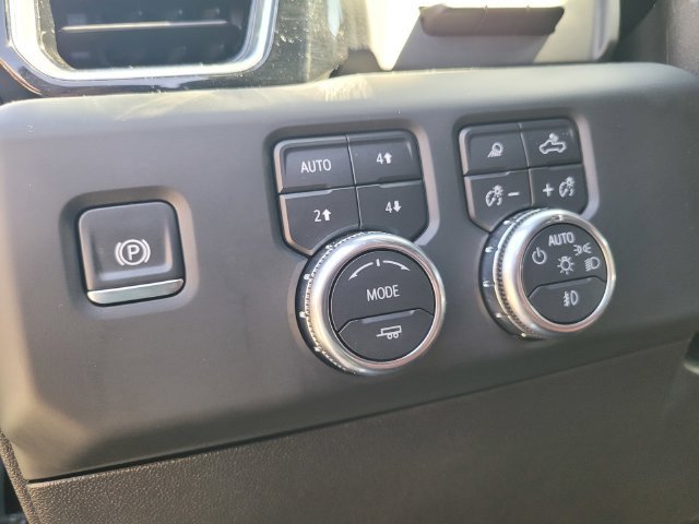 Used 2024 GMC Sierra 2500 Denali Ultimate AWD/4WD image 17