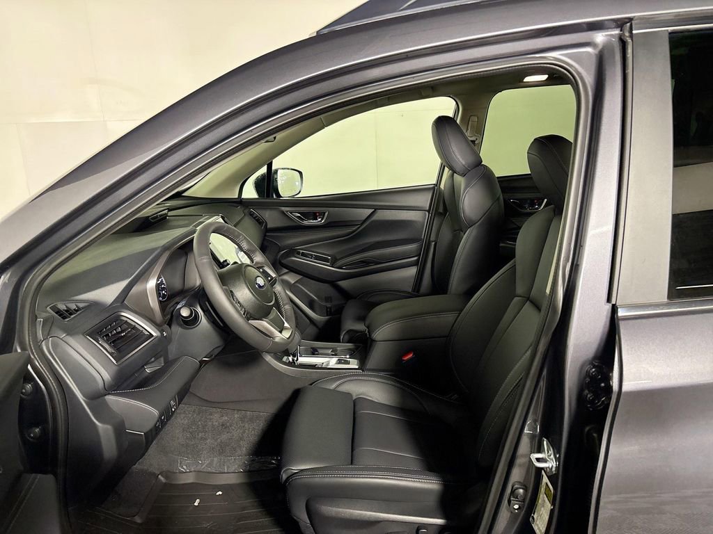 New 2025 Subaru Ascent Limited image 12