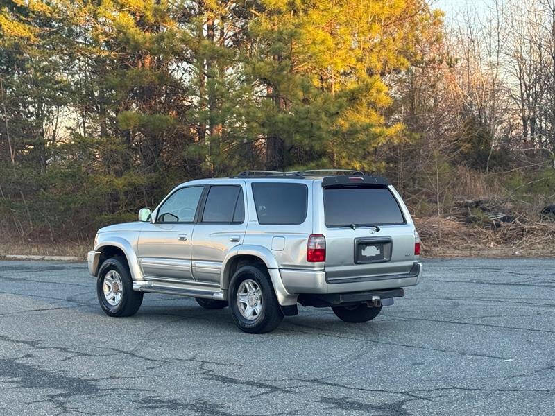 Used 2000 Toyota 4Runner Limited image 4