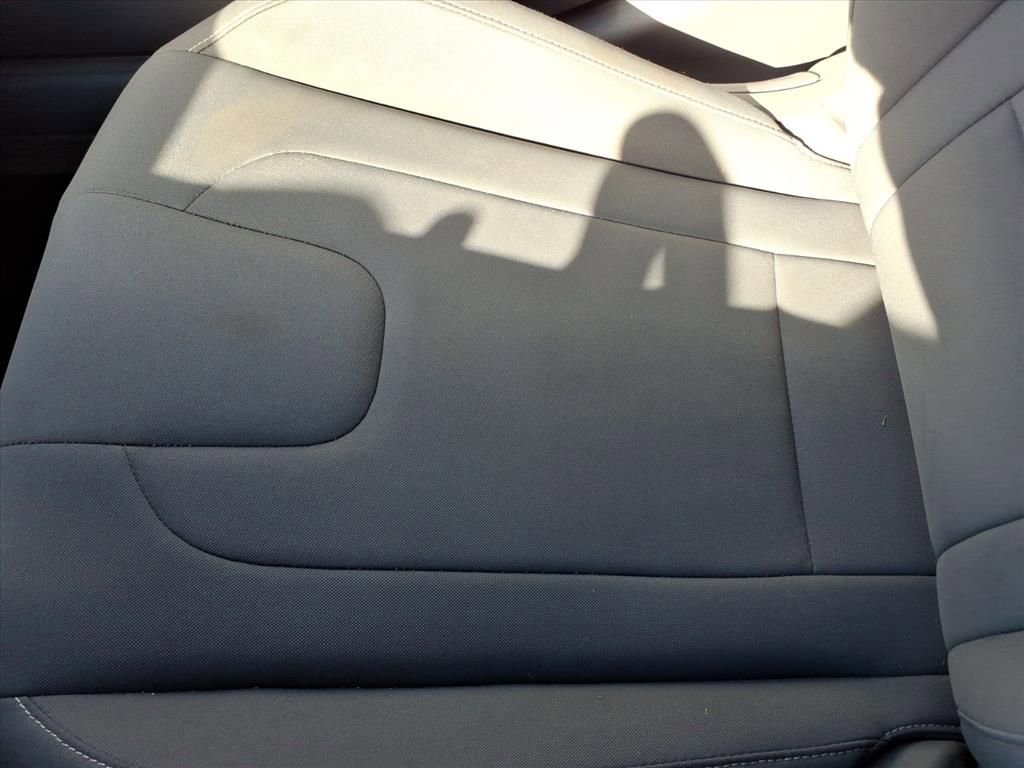 Used 2025 Hyundai Elantra Blue w/ Cargo Package image 23