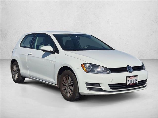 Used 2015 Volkswagen Golf S FWD image 3