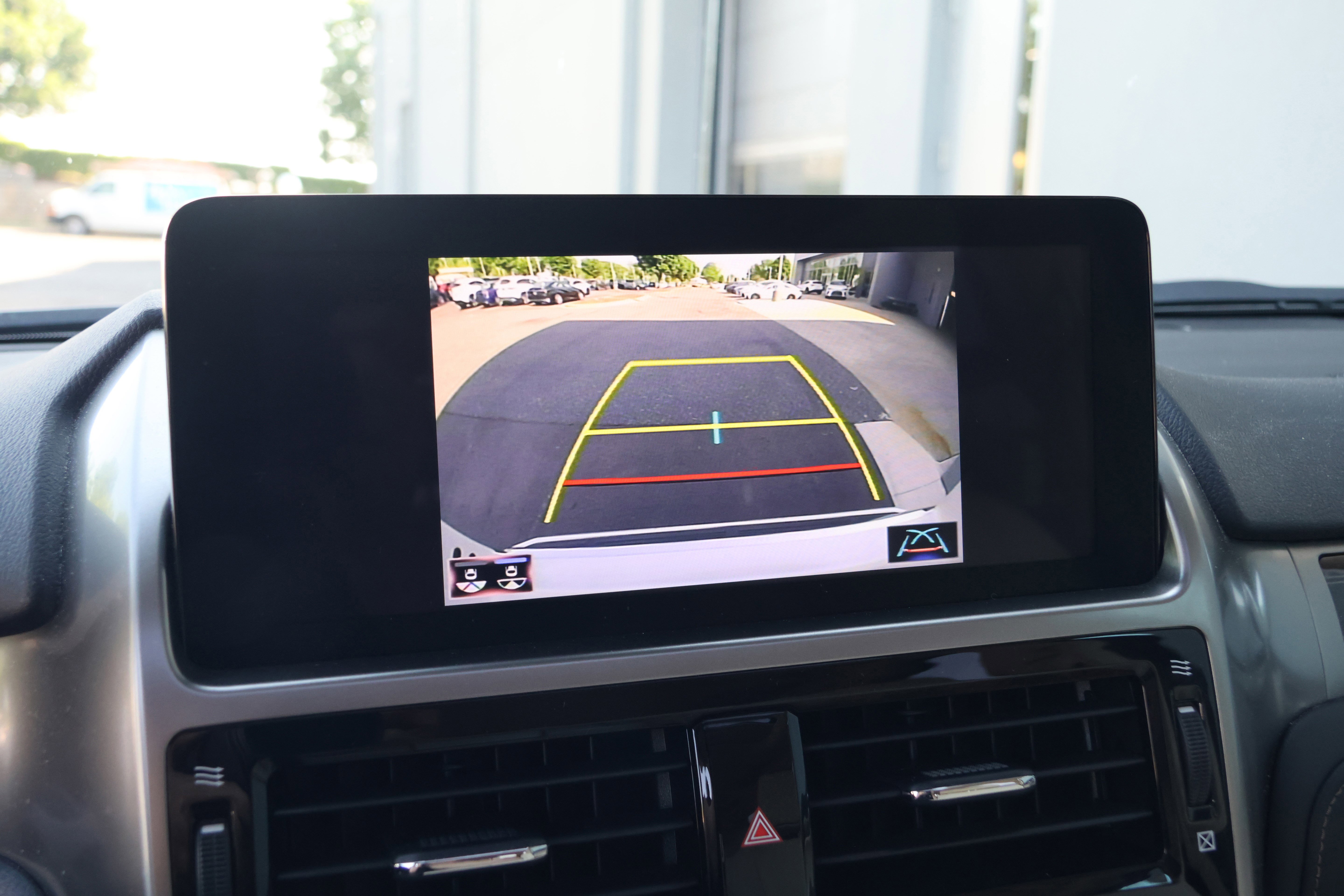 Used 2023 Lexus GX 460 Premium w/ Accessory Package AWD/4WD image 26