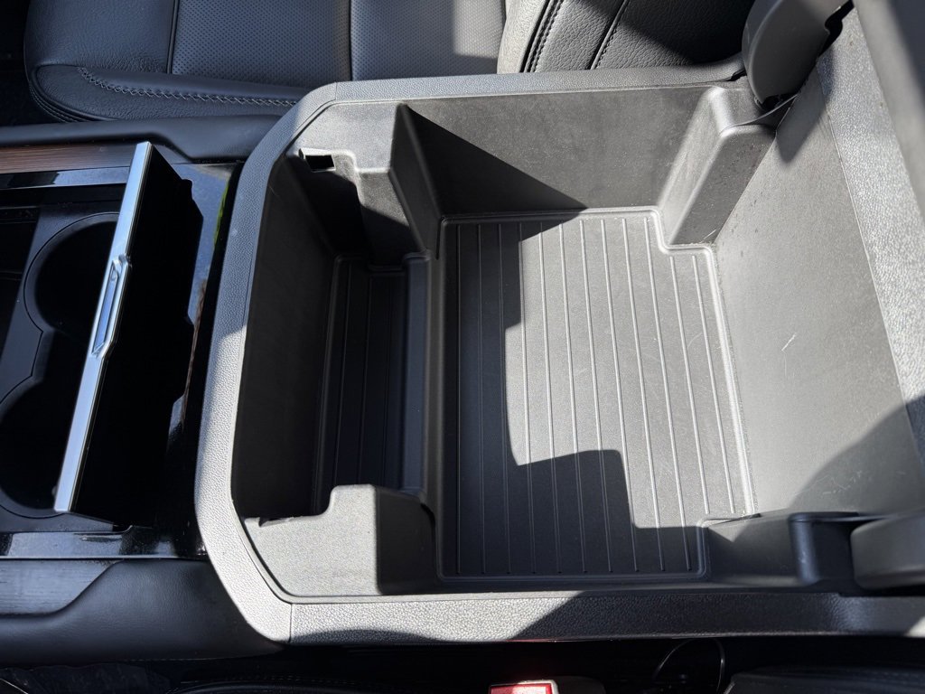 Used 2025 GMC Yukon Denali image 25