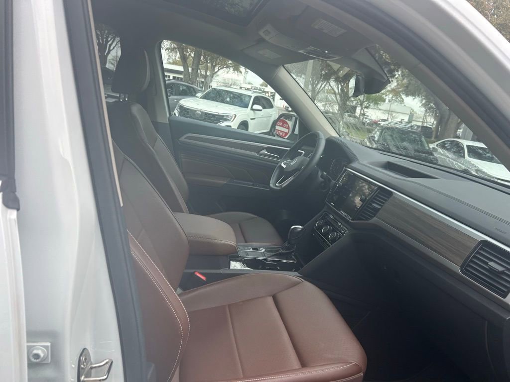 Used 2021 Volkswagen Atlas SEL image 34