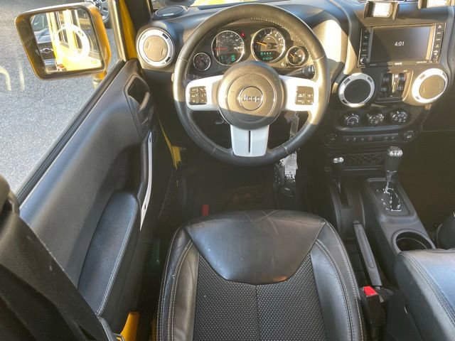 Used 2015 Jeep Wrangler Unlimited Sahara image 31