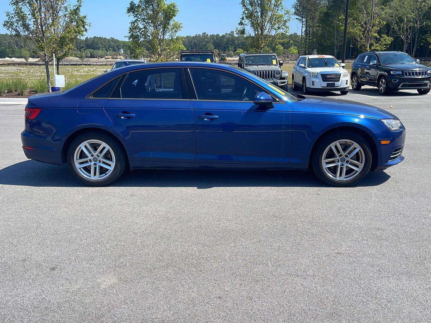 Used 2017 Audi A4 2.0T Ultra Premium w/ Convenience Package image 8