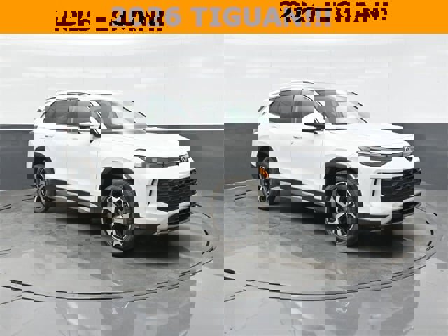 New 2026 Volkswagen Tiguan SE