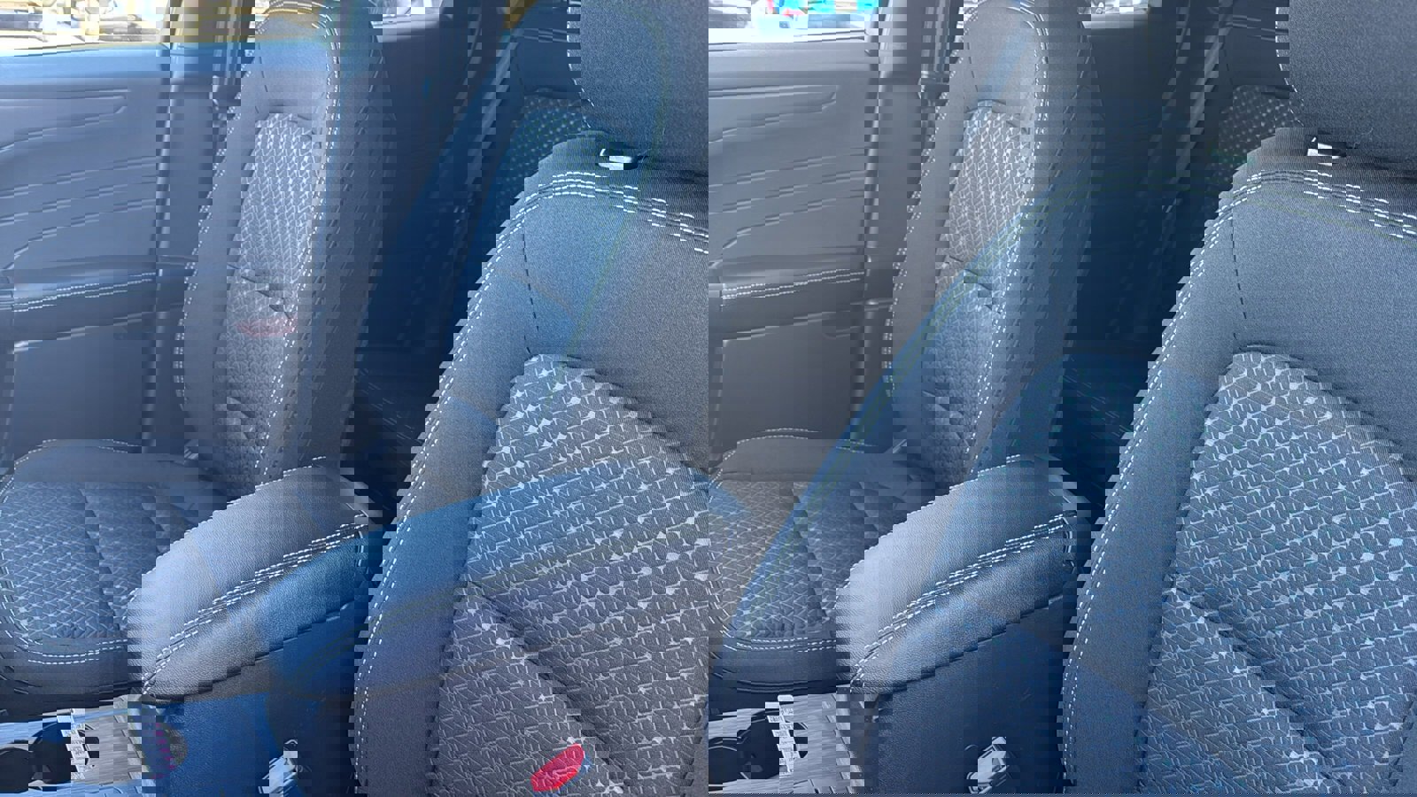 New 2026 Ford Escape Active w/ Cold Weather Package image 18