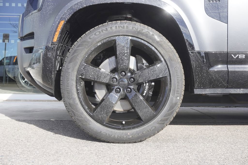 New 2026 Land Rover Defender 110 V8 image 31