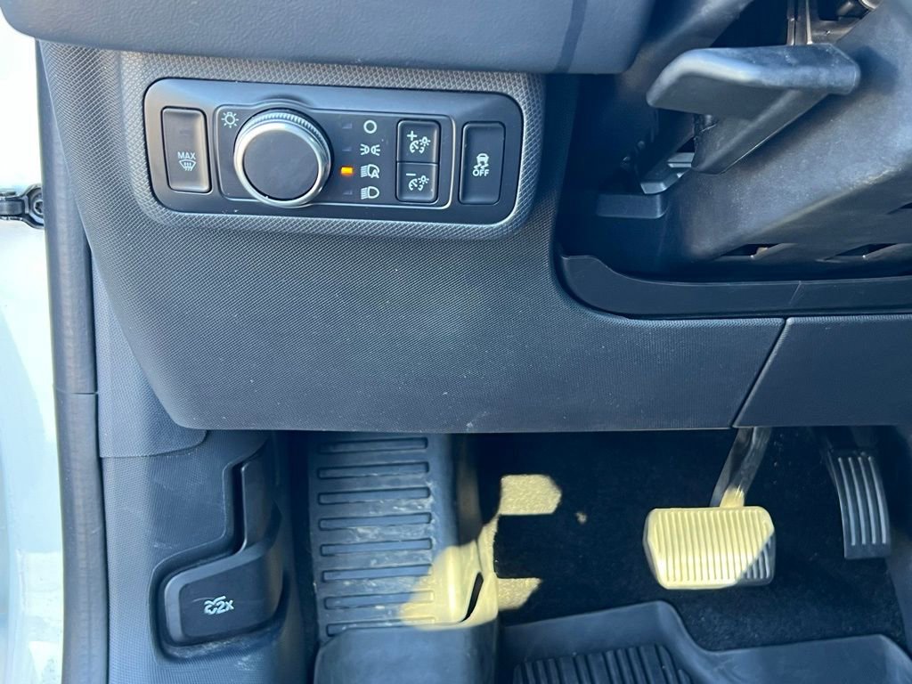 Used 2022 Ford Mustang Mach-E Select image 30