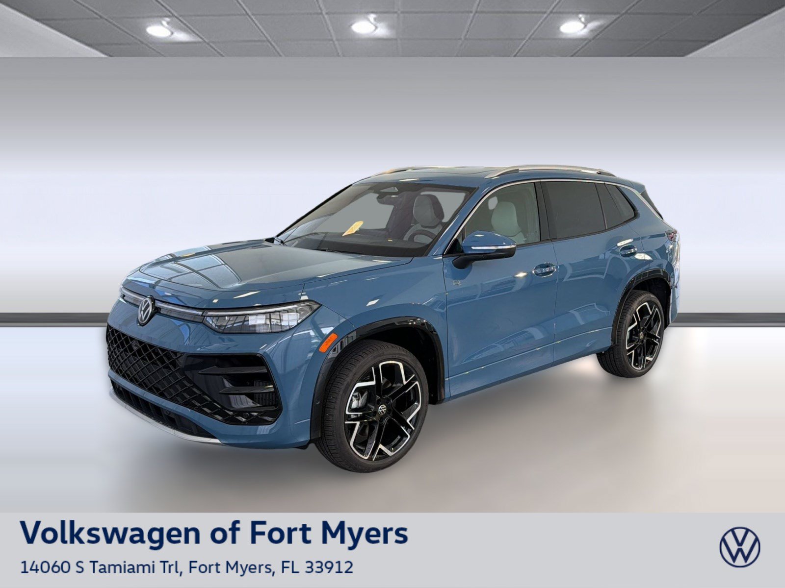 New 2026 Volkswagen Tiguan SEL R-Line