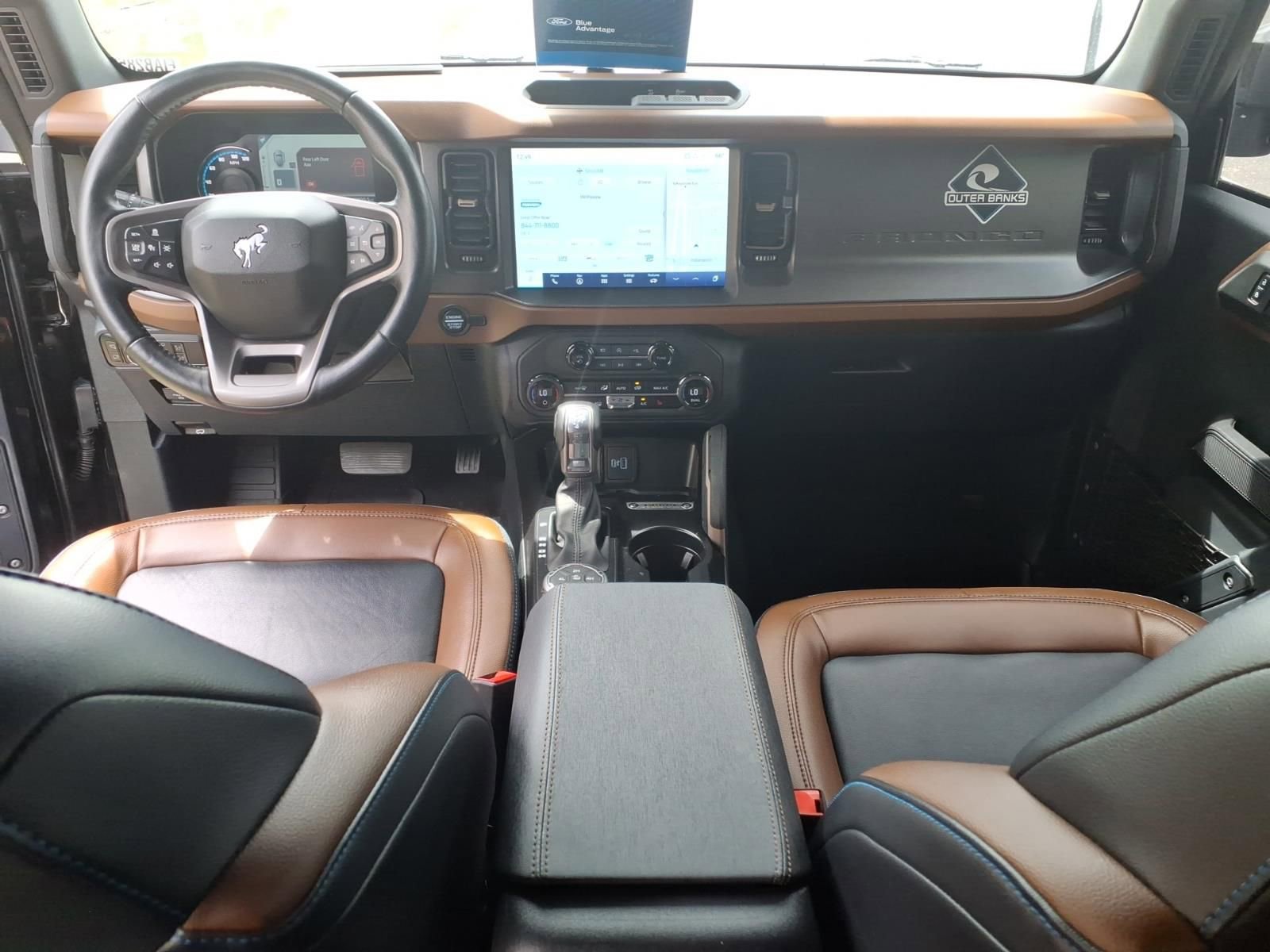 Used 2024 Ford Bronco Outer Banks AWD/4WD image 32
