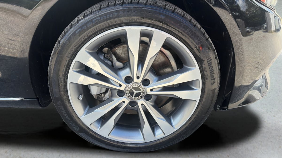 Used 2020 Mercedes-Benz C 300 4MATIC Sedan image 23