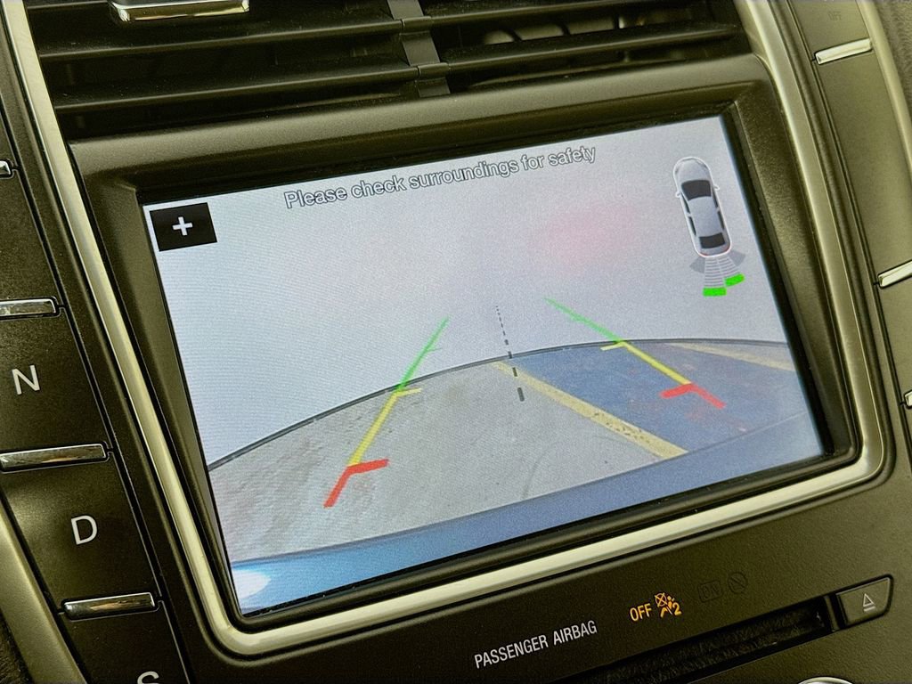 Used 2019 Lincoln Nautilus Select AWD/4WD image 17