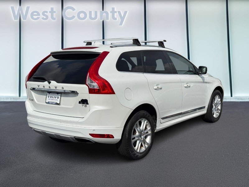 Used 2016 Volvo XC60 T5 Platinum FWD image 4