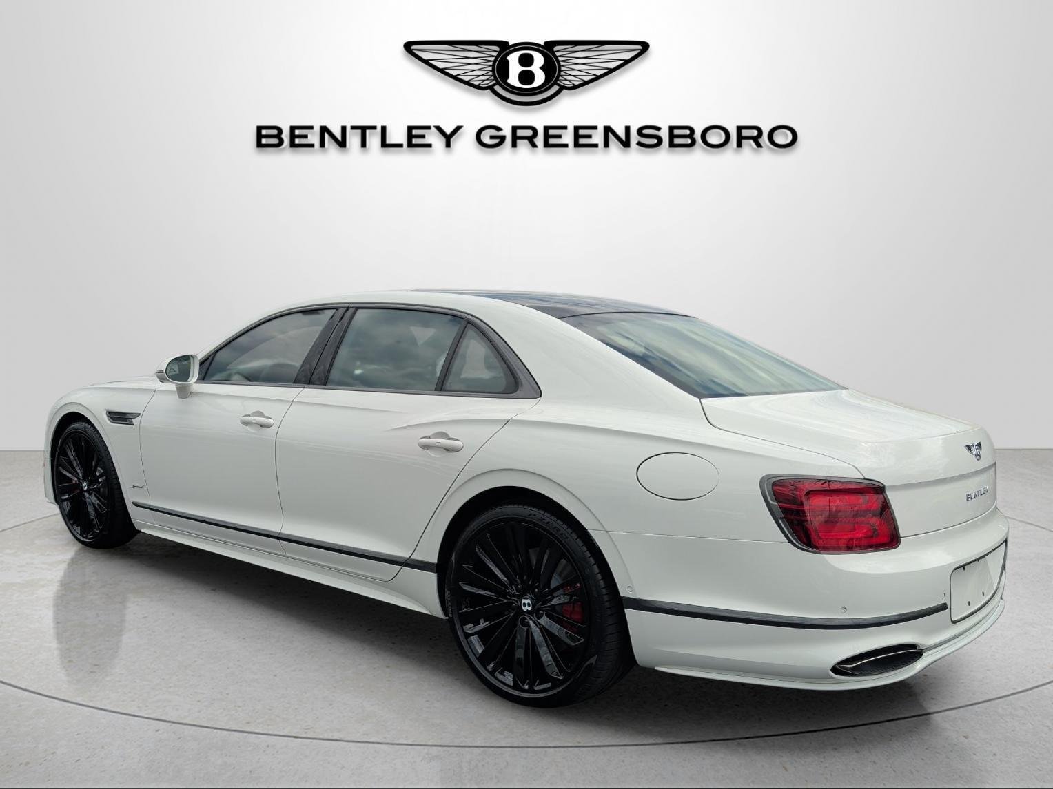 New 2026 Bentley Flying Spur Plug-In Hybrid AWD/4WD image 3