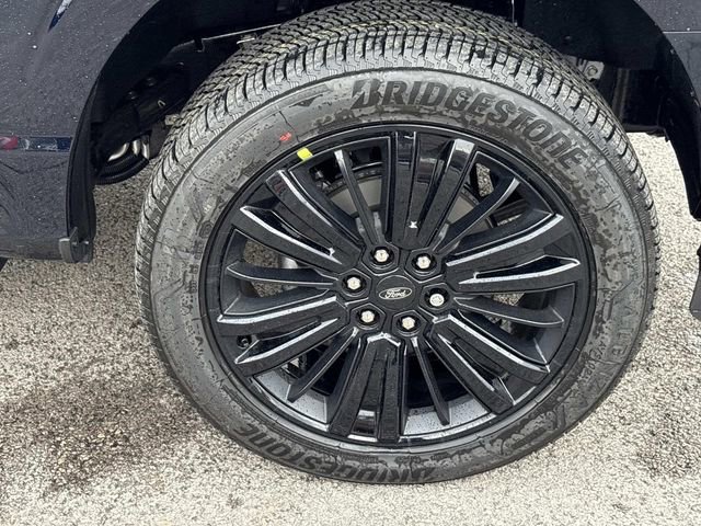 New 2026 Ford F150 Platinum w/ Equipment Group 702A High image 9