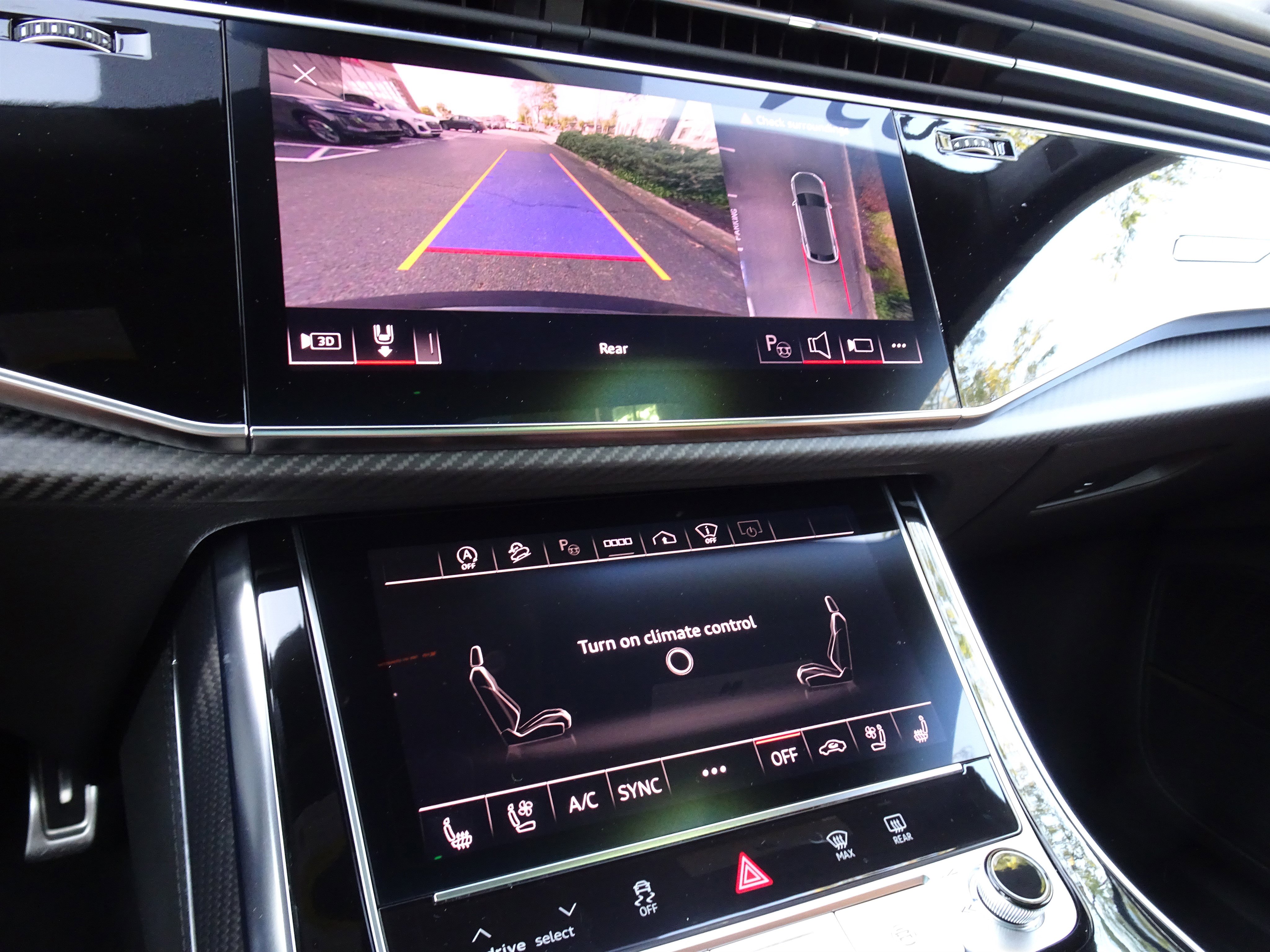 Certified 2024 Audi RS Q8 image 15