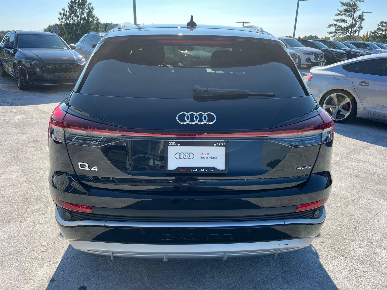 Used 2023 Audi Q4 e-tron Premium Plus AWD/4WD image 6