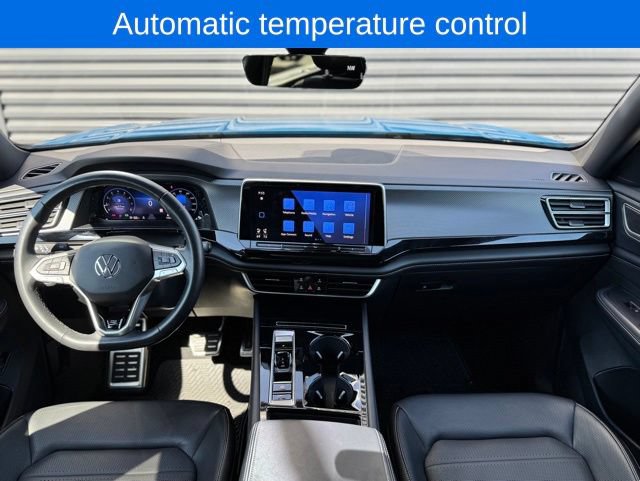 Used 2025 Volkswagen Atlas Cross Sport SEL R-Line AWD/4WD image 19