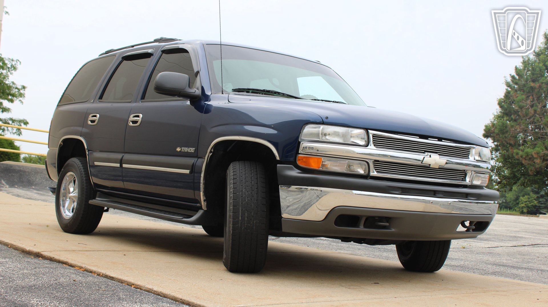 Used 2000 Chevrolet Tahoe LS w/ LS Preferred Equipment Group AWD/4WD image 36
