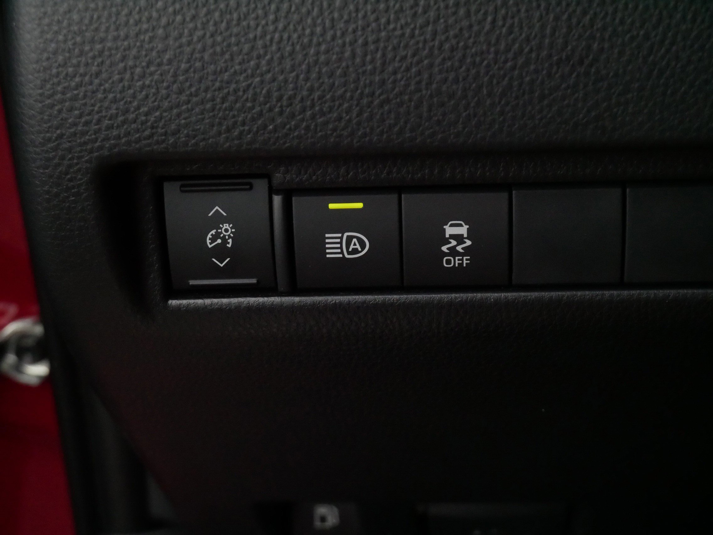 Used 2024 Toyota Venza XLE AWD/4WD image 26