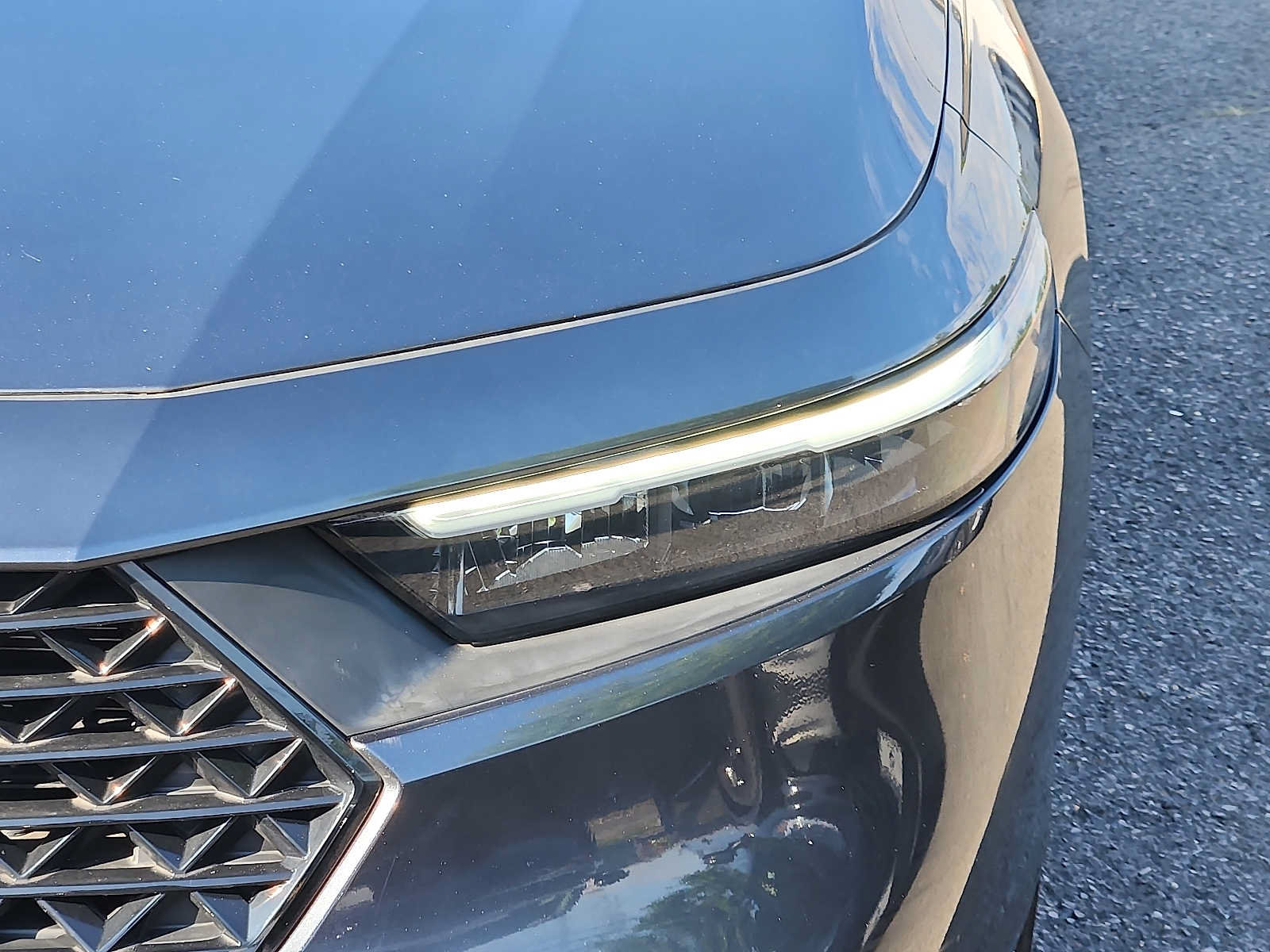 Used 2023 Honda Accord LX image 9