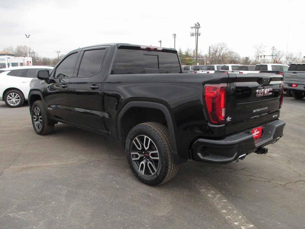Certified 2022 GMC Sierra 1500 AT4 w/ AT4 Premium Package image 8