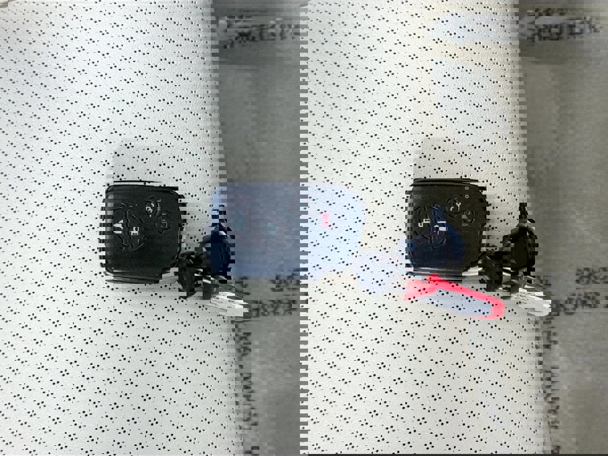 Used 2013 Lexus IS 250C image 37