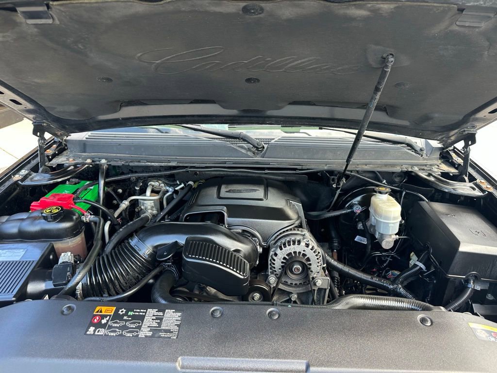 Used 2014 Cadillac Escalade ESV Platinum AWD/4WD image 48