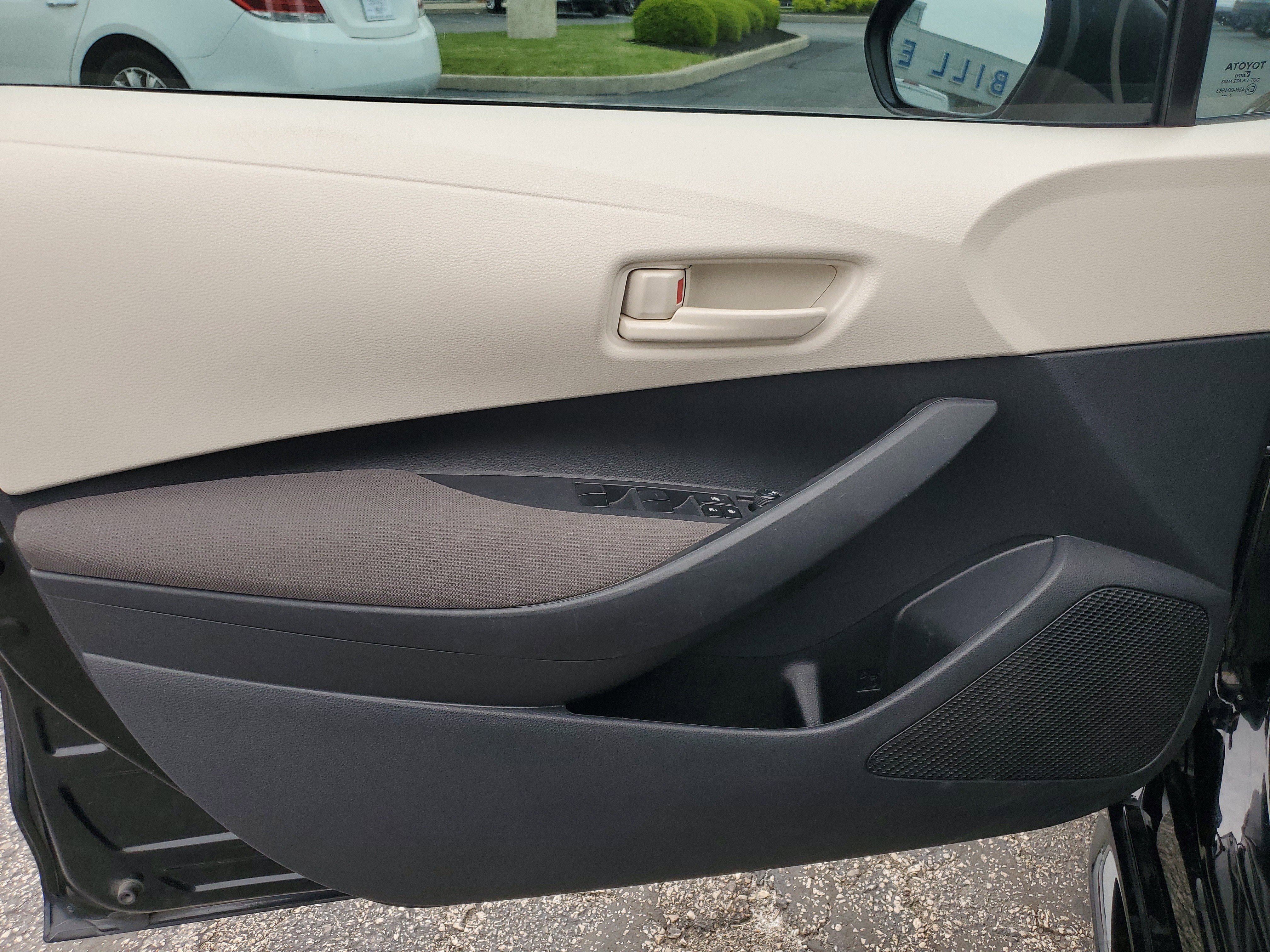 Used 2024 Toyota Corolla LE FWD image 20