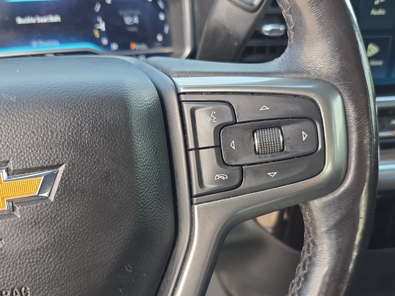 Used 2022 Chevrolet Silverado 1500 LT RWD image 15