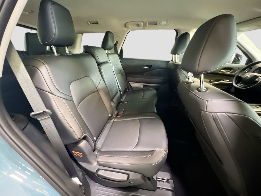New 2026 Nissan Pathfinder SL image 27