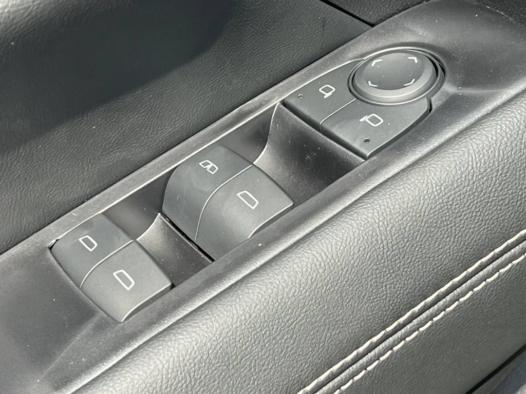 New 2027 GMC Terrain Elevation AWD/4WD image 13