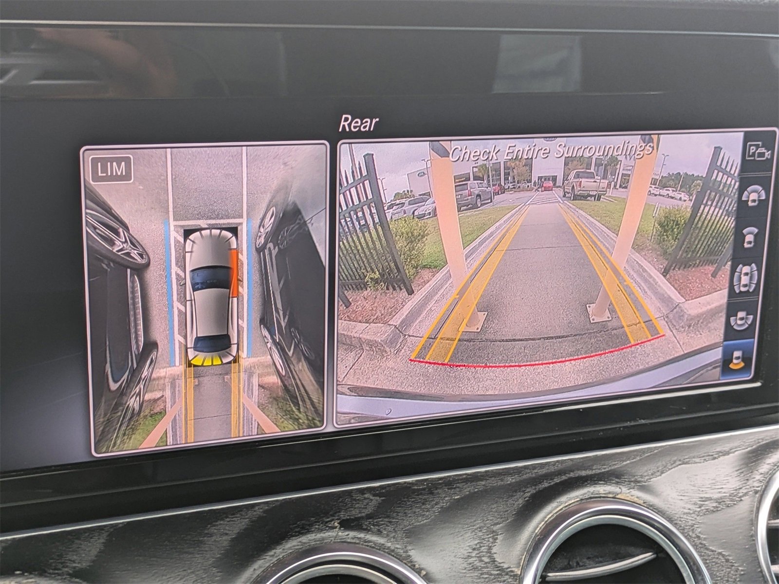 Used 2019 Mercedes-Benz E 300 4MATIC image 21