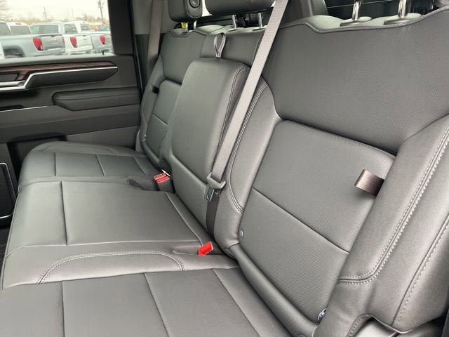 New 2026 GMC Sierra 2500 SLT w/ SLT Convenience Package image 24