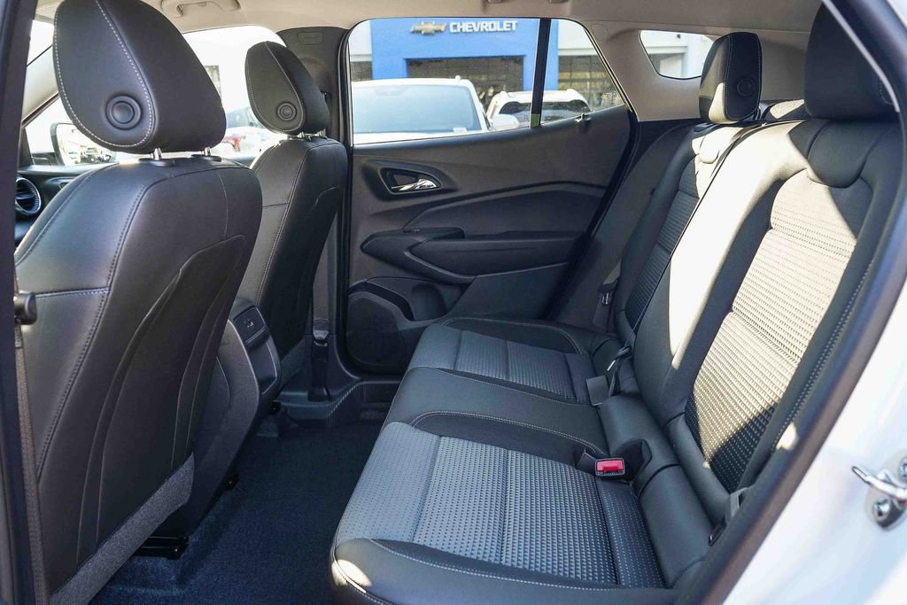 New 2026 Chevrolet Trax LT w/ Driver Confidence Package image 17