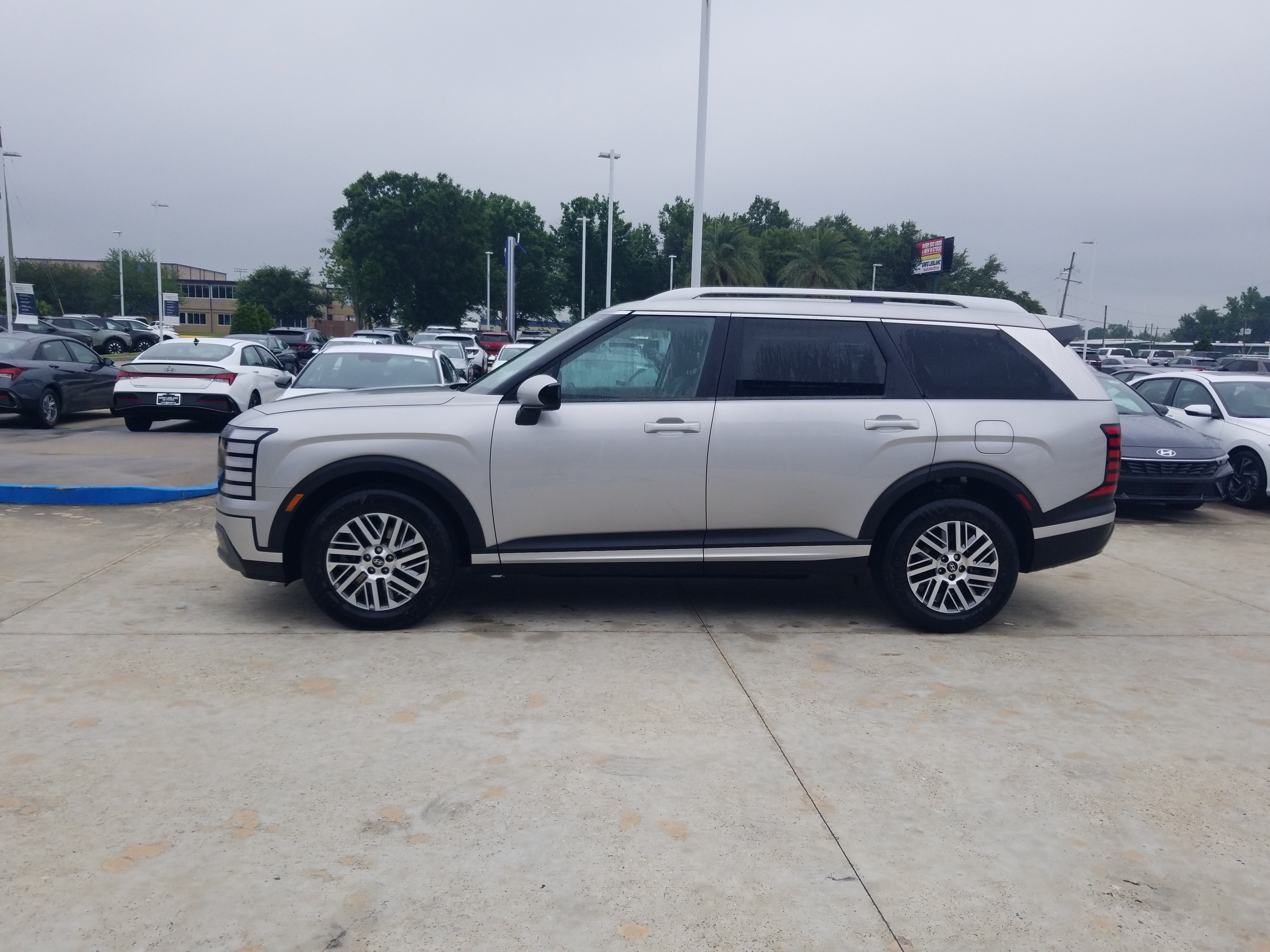 New 2026 Hyundai Palisade SEL FWD image 4